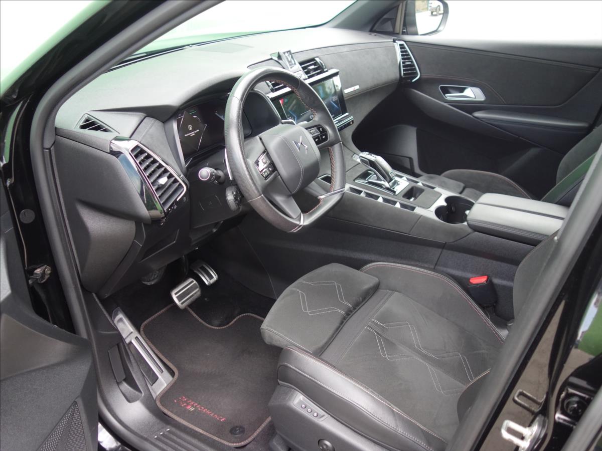 DS Automobiles DS7 Crossback