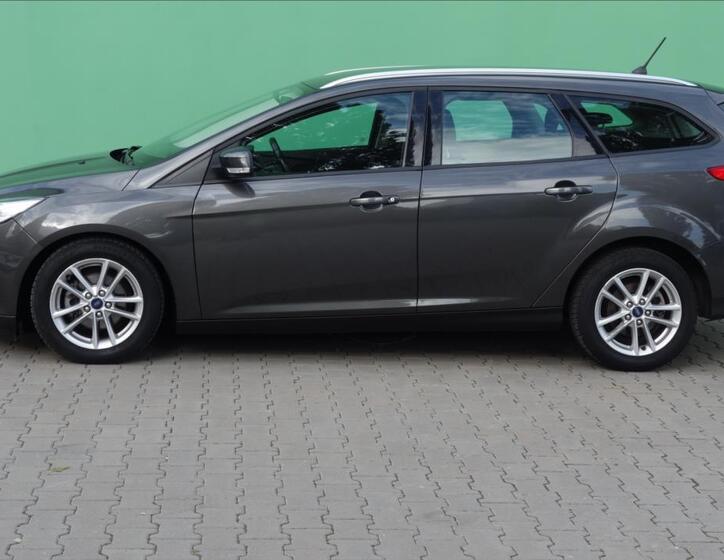 Ford Focus 5