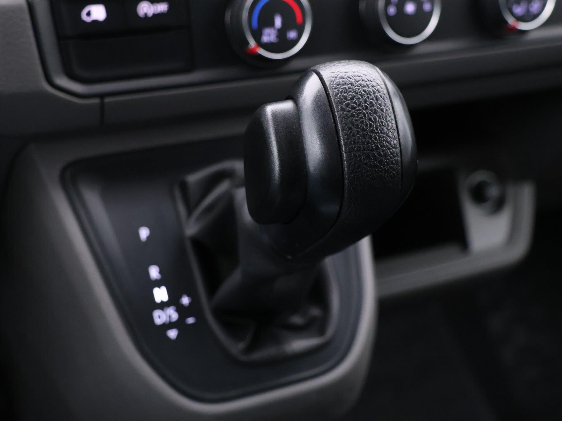 Volkswagen Crafter Skříň 2,0 l 103 kw