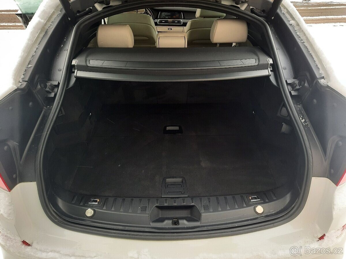 BMW Řada 5 Sedan 3,0 l 220 kw