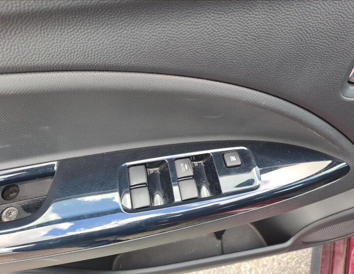 Mitsubishi Space Star 10