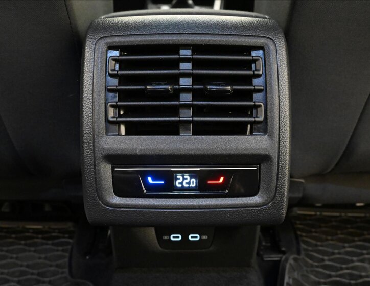 Volkswagen Golf Hatchback 999,0 81 kw