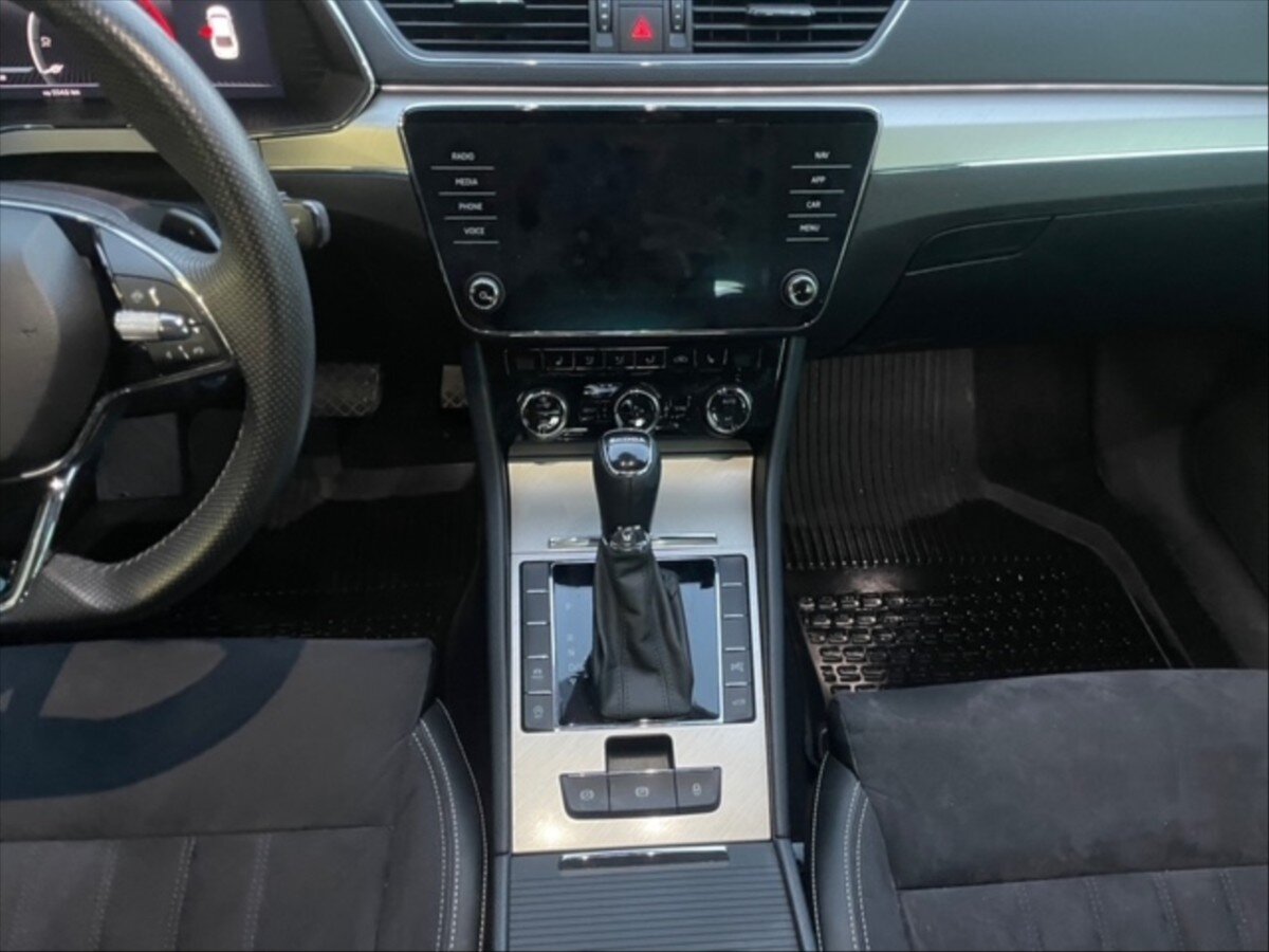 Škoda Superb Liftback 2,0 l 110 kw