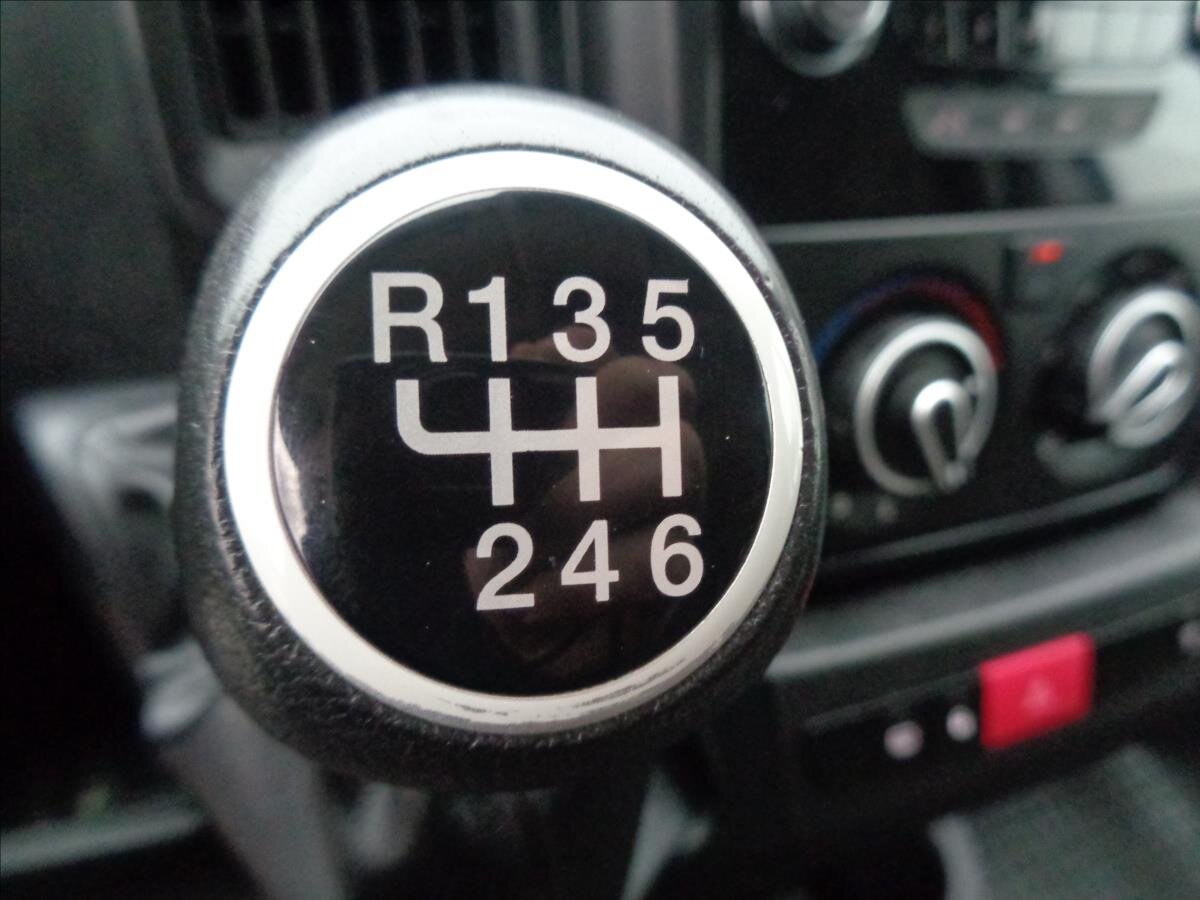 Peugeot Boxer Ostatní 2,2 l 121 kw