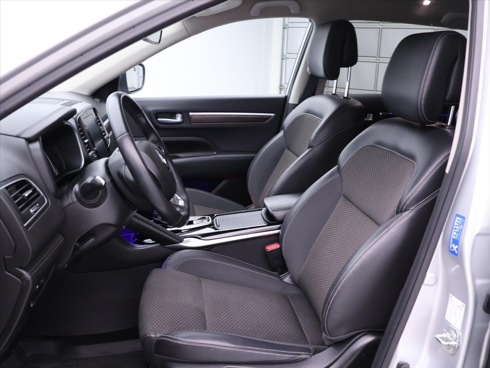 Renault Koleos SUV / Terénní 2,0 l 313 kw