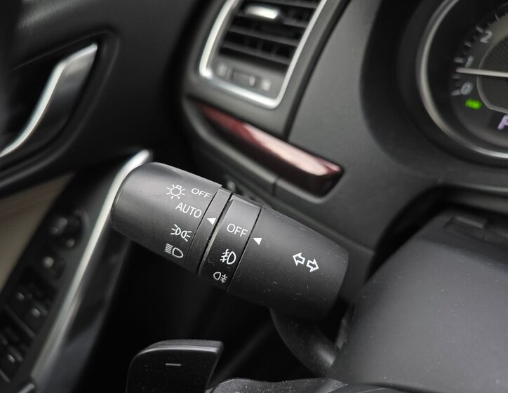 Mazda 6 Sedan 2,5 l 141 kw