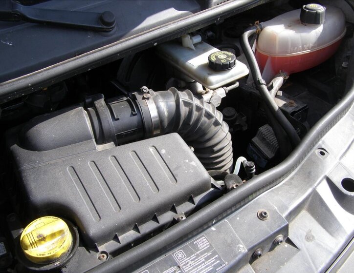 Renault Trafic Skříň 2,0 l 84 kw