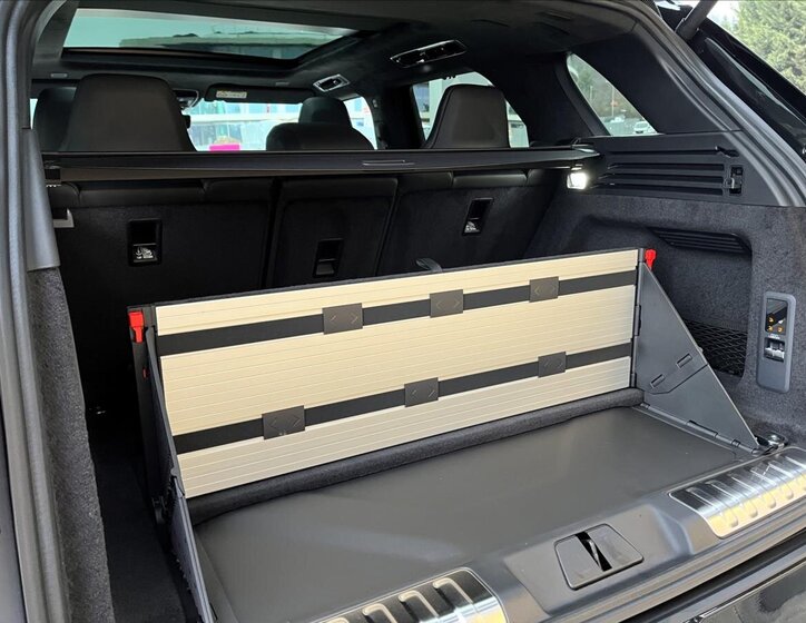 Land Rover Range Rover Sport SUV / Terénní 4,4 l 467 kw