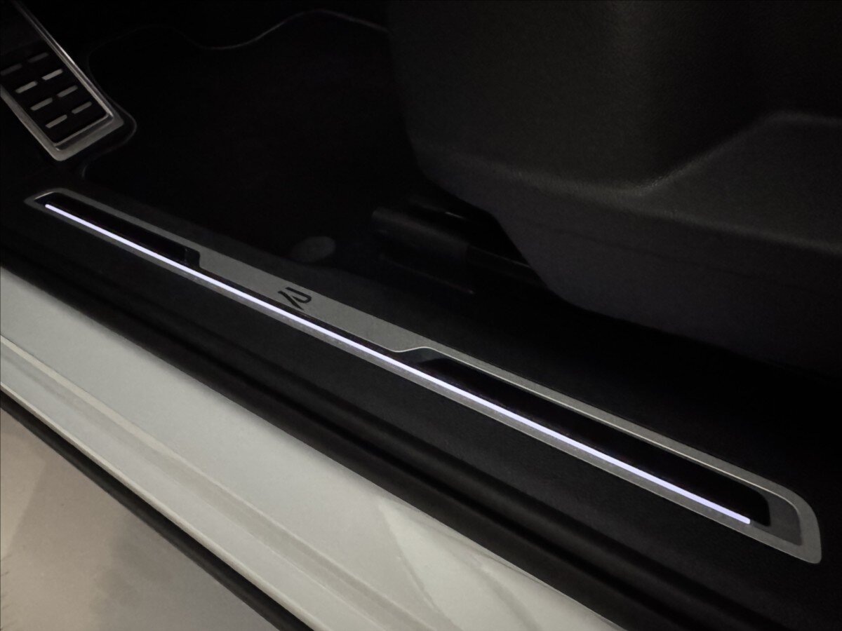 Volkswagen Tiguan Allspace SUV / Terénní 2,0 l 147 kw