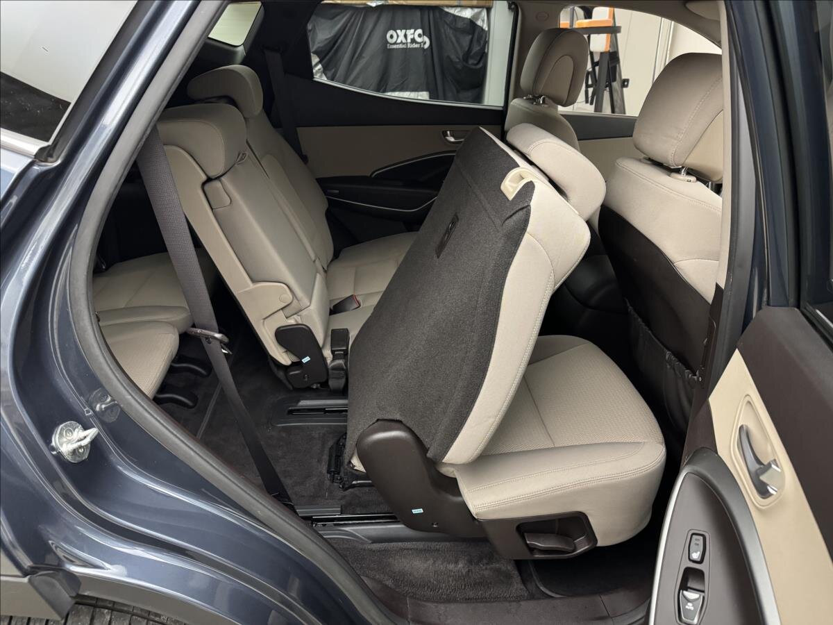 Hyundai Santa Fe SUV / Terénní 2,2 l 147 kw