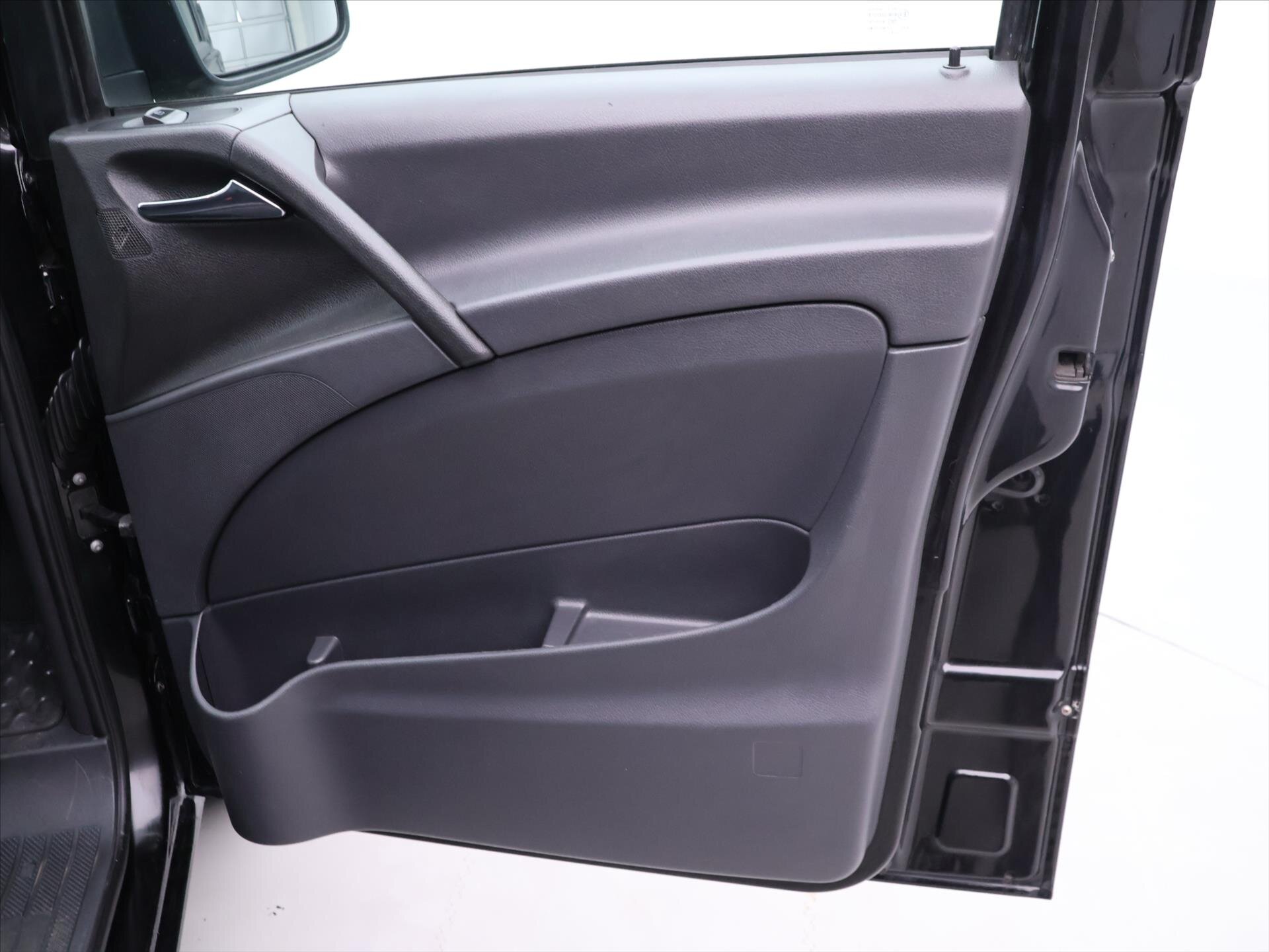 Mercedes-Benz Vito VAN / Minibus 2,1 l 100 kw