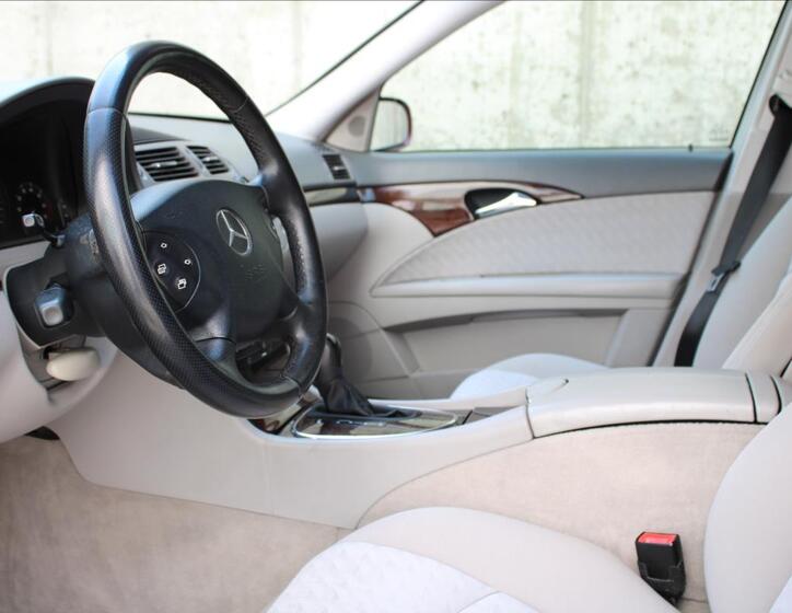 Mercedes-Benz Třídy E 13