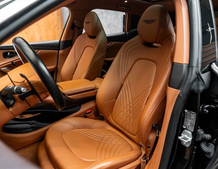 Aston Martin Ostatní SUV 4,0 l 405 kw