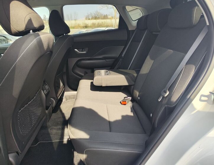 Hyundai Kona SUV / Terénní 1,6 l 102 kw