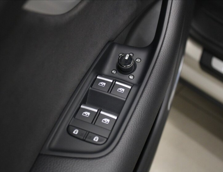 Audi Q8 SUV 3,0 l 210 kw