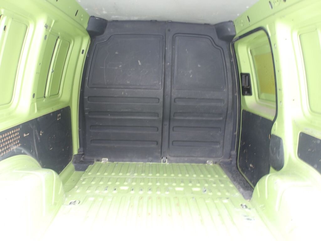 Volkswagen Caddy Skříň 1,6 l 55 kw