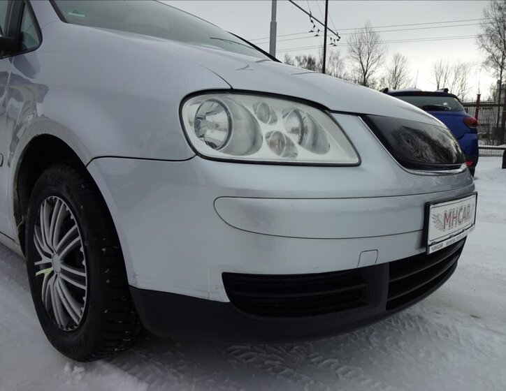 Volkswagen Touran Kombi 1,9 l 77 kw