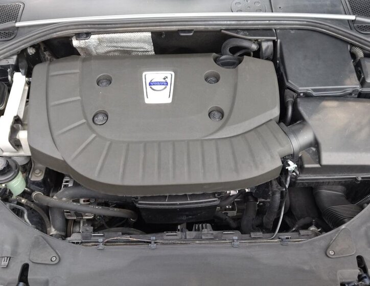 Volvo V60 Kombi 2,0 l 120 kw