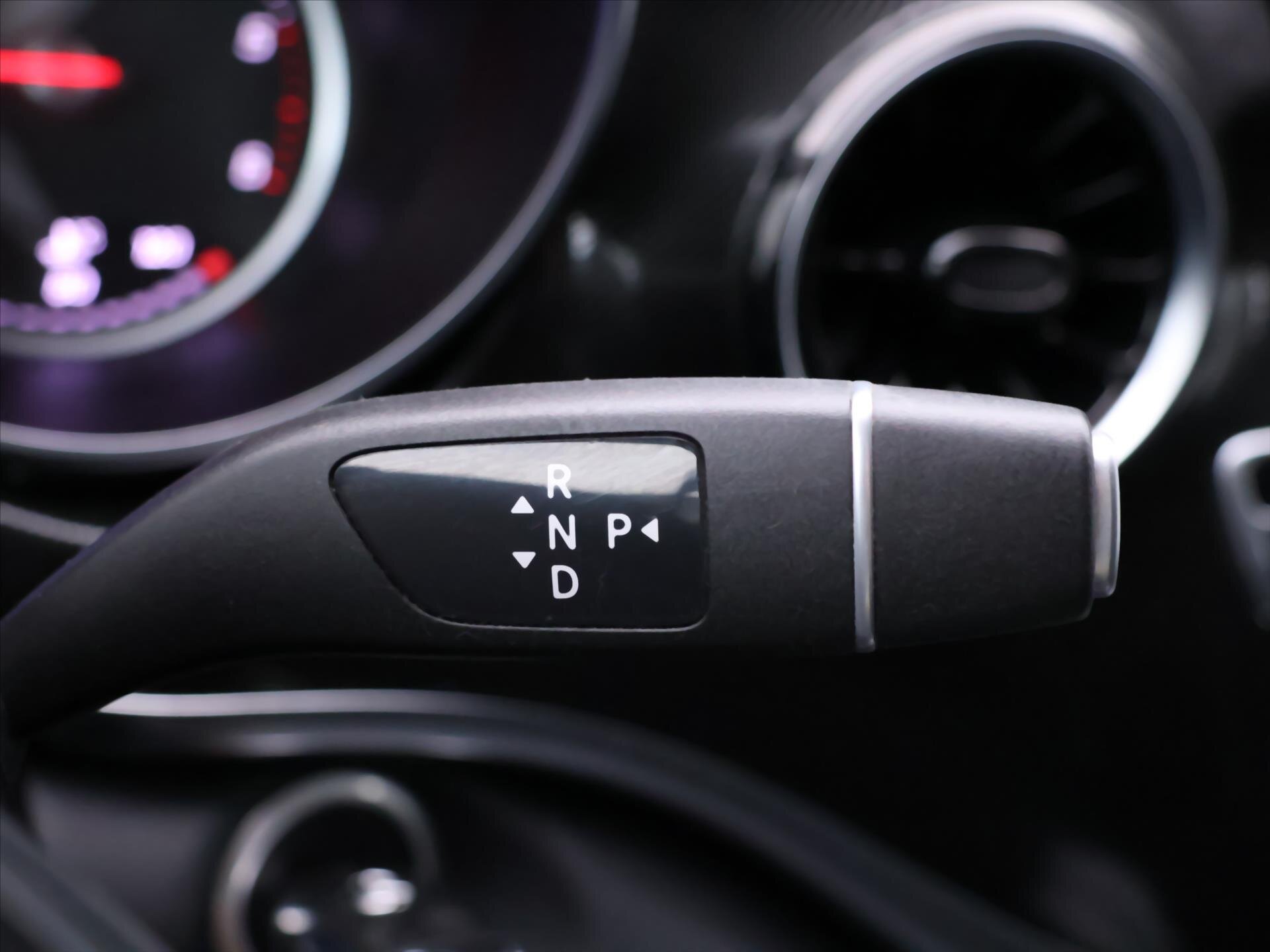 Mercedes-Benz Třídy V Kombi 2,0 l 140 kw