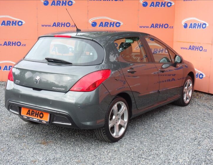 Peugeot 308 Hatchback 1,6 l 103 kw