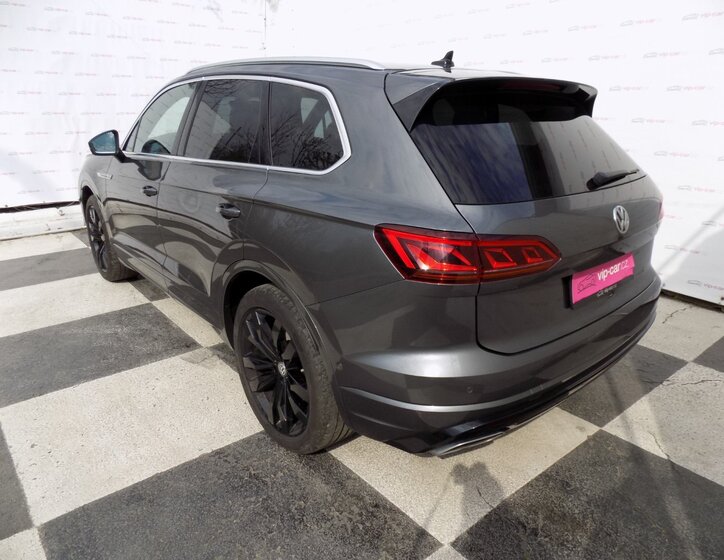 Volkswagen Touareg SUV / Terénní 3,0 l 210 kw