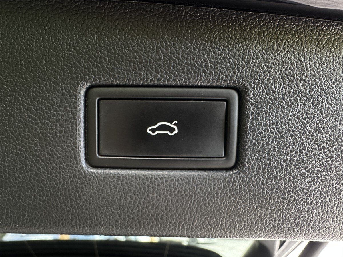 Volkswagen Tiguan SUV / Terénní 2,0 l 147 kw