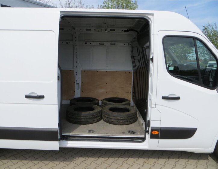 Renault Master Skříň 2,3 l 100 kw