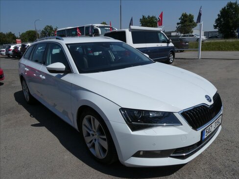 Škoda Superb Kombi 2,0 l 140 kw