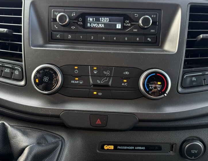 Ford Transit Custom 25