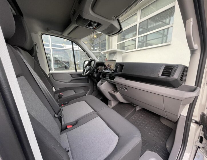 Volkswagen Crafter 18