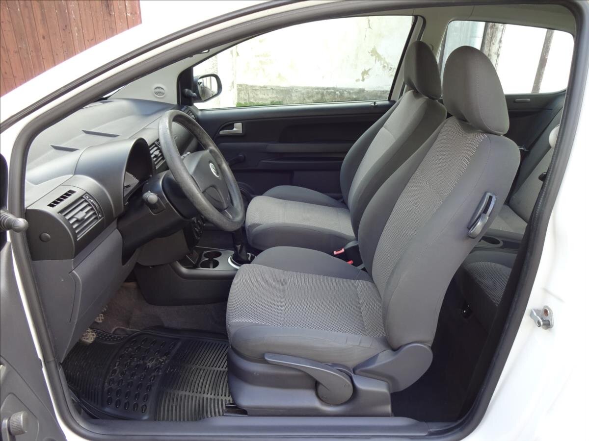 Volkswagen Fox Hatchback 1,4 l 51 kw
