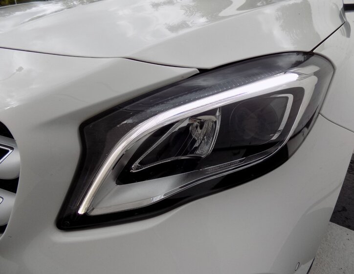 Mercedes-Benz GLA 37