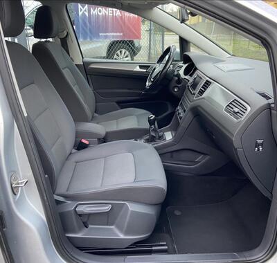 Volkswagen Golf Sportsvan 25