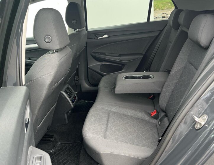 Volkswagen Golf Hatchback 1,5 l 96 kw