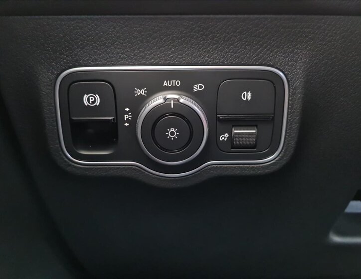 Mercedes-Benz GLB SUV 2,0 l 140 kw