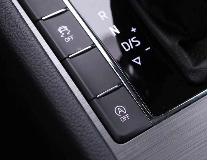 Škoda Superb Liftback 2,0 l 147 kw