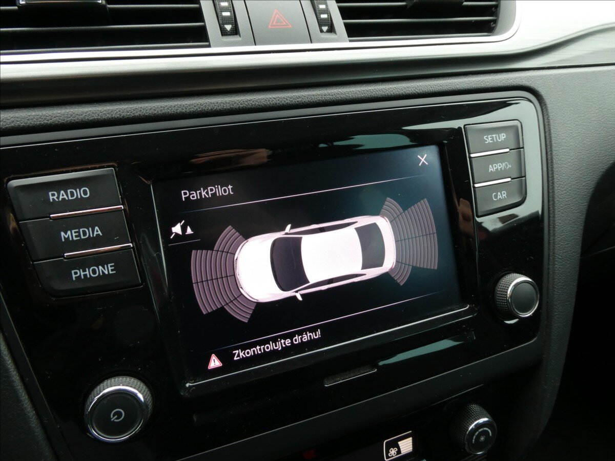 Škoda Rapid Sedan 999,0 81 kw