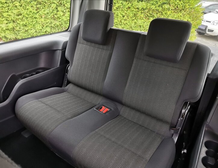 Volkswagen Caddy Kombi 2,0 l 90 kw