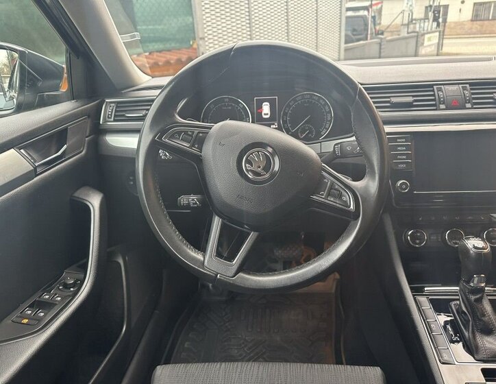 Škoda Superb Kombi 2,0 l 140 kw