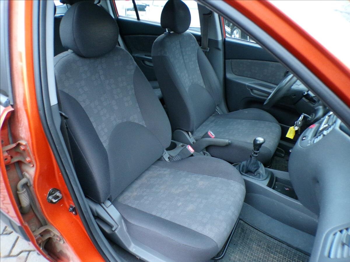 KIA Rio Kombi 1,4 l 71 kw