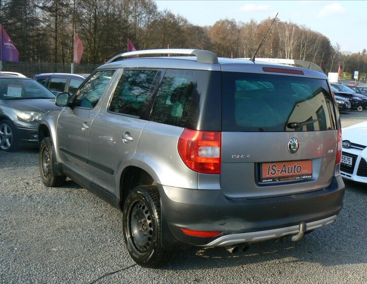 Škoda Yeti SUV / Terénní 1,8 l 118 kw