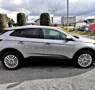 Opel Grandland X 8