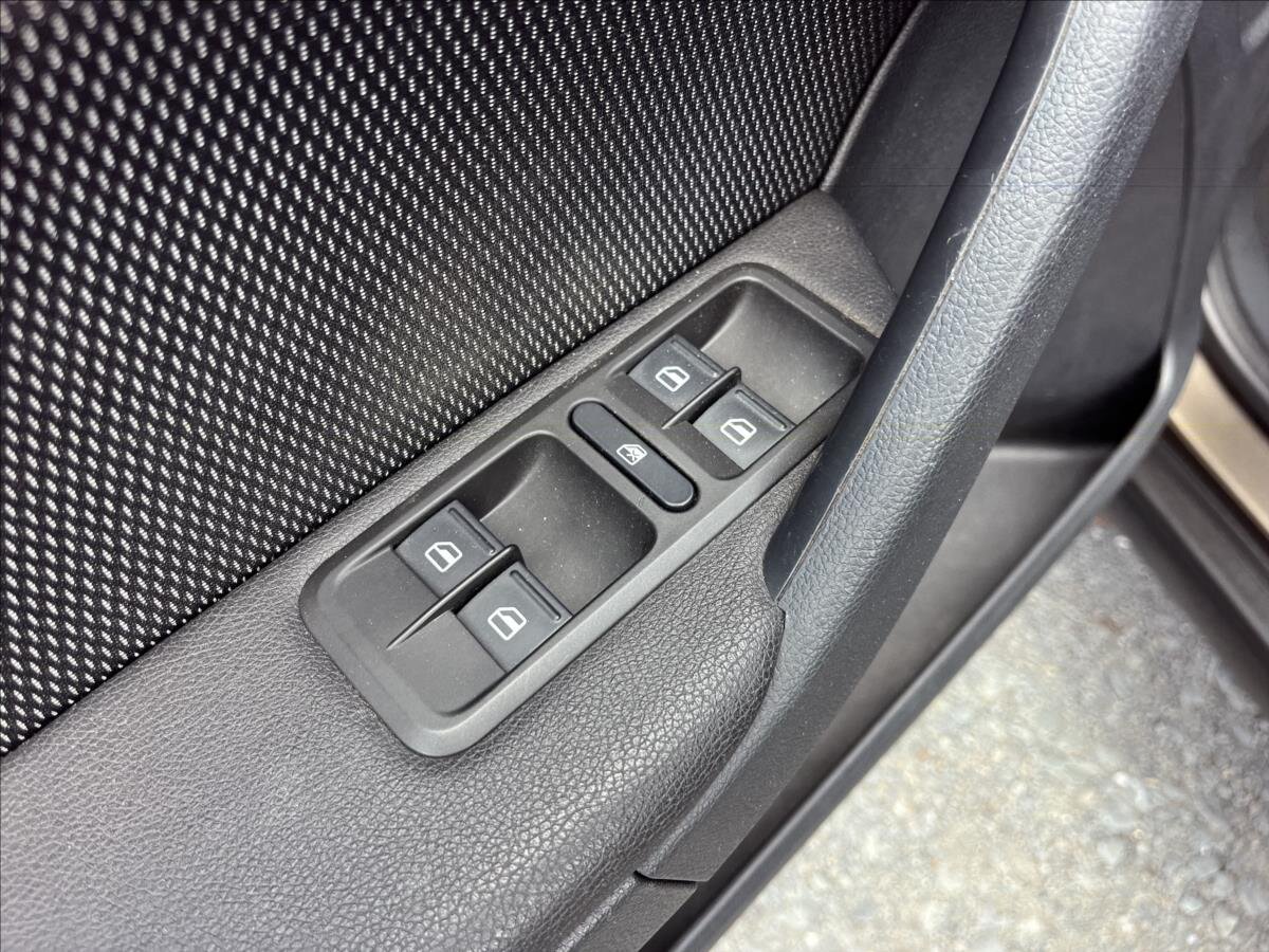 Škoda Yeti SUV / Terénní 1,2 l 77 kw