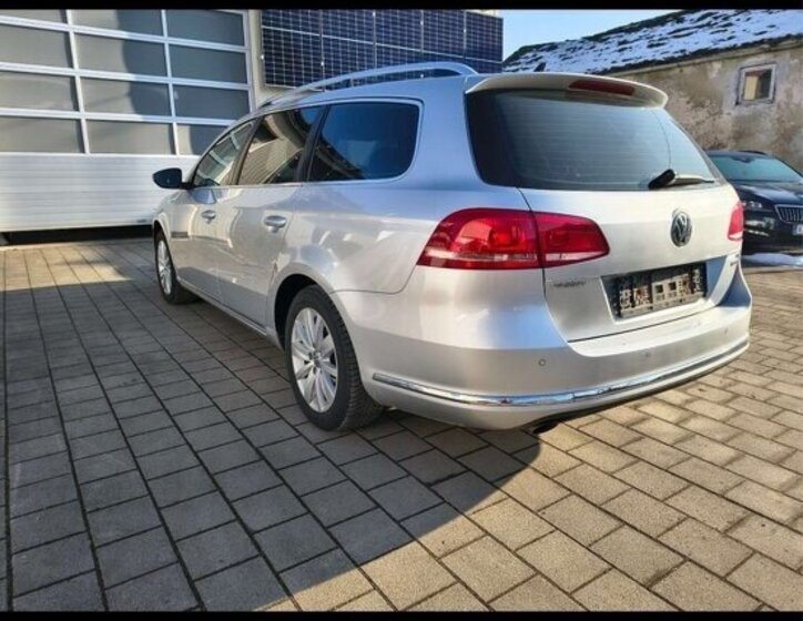 Volkswagen Passat Kombi 0,0 77 kw