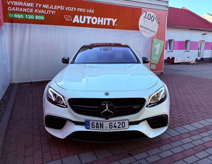 Mercedes-Benz Třídy E 2