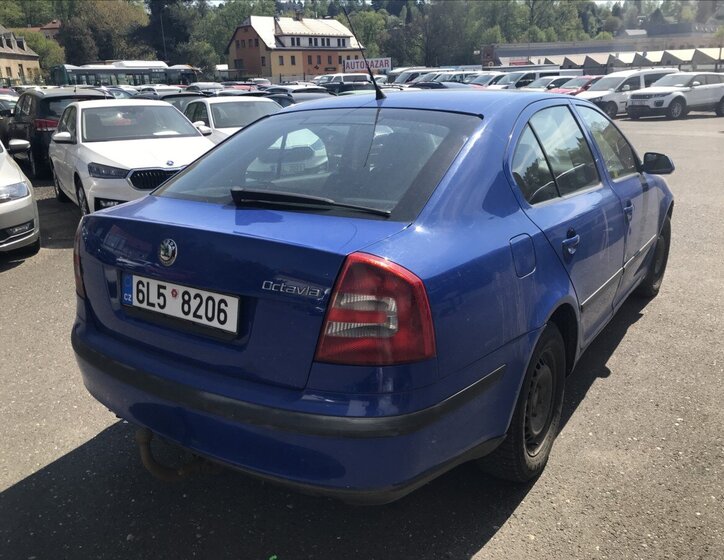 Škoda Octavia Sedan / Limuzína 1,9 l 77 kw