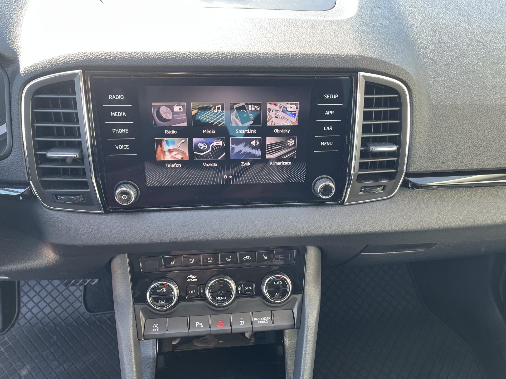 Škoda Karoq SUV / Terénní 1,5 l 110 kw