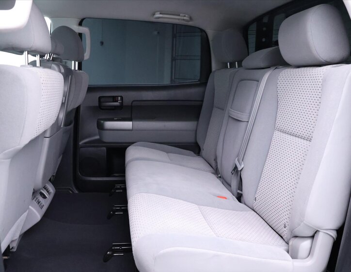 Toyota Tundra Pick-up 5,7 l 285 kw