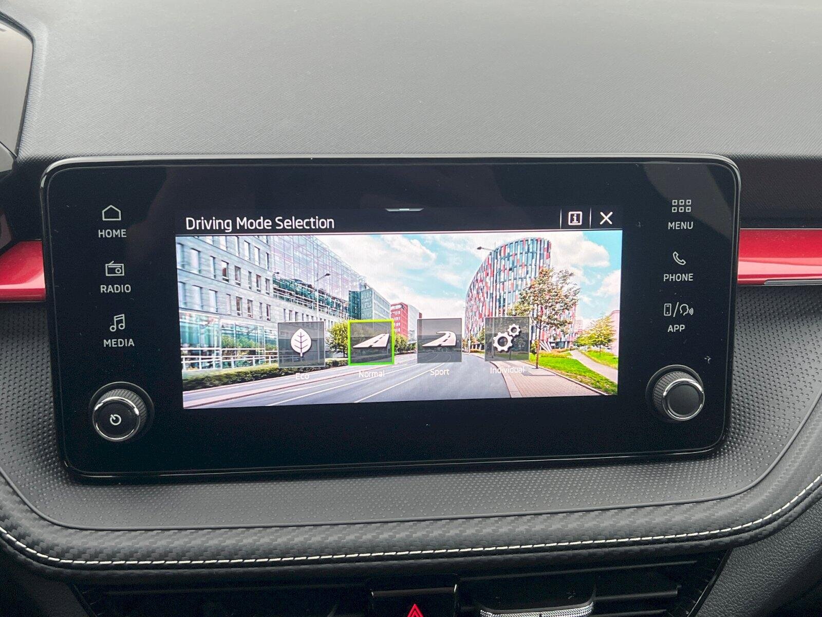 Škoda Fabia Hatchback 1,0 l 85 kw