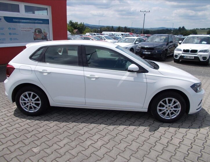 Volkswagen Polo 8